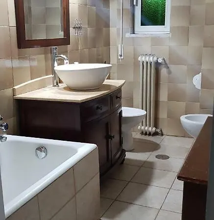 Lioce 1 Howme Apartman Bari